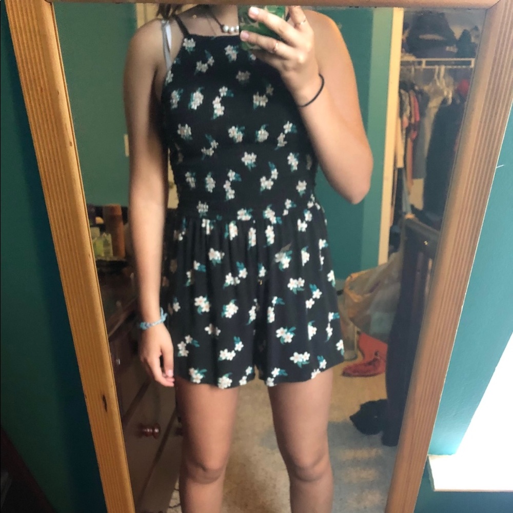 cute hollister romper